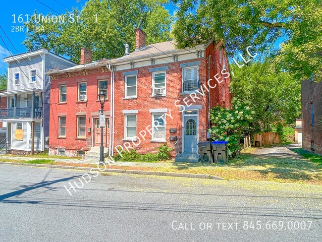 Building Photo - 161 Union St