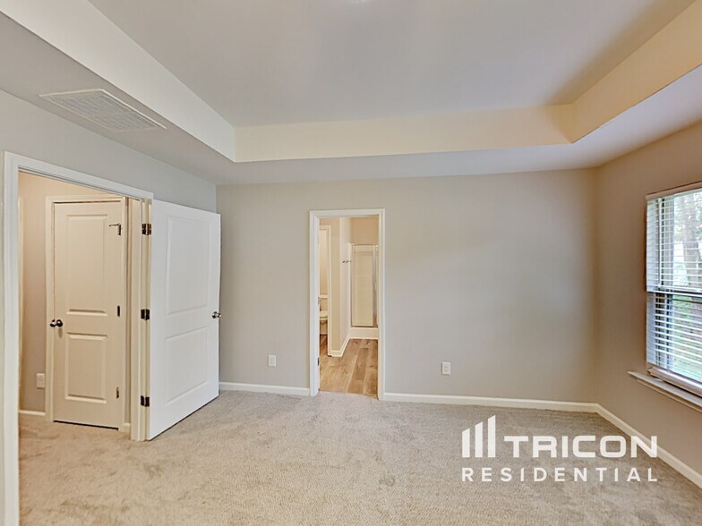 Building Photo - 348 Rankin Cir