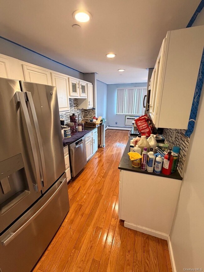 Building Photo - 55 N Broadway