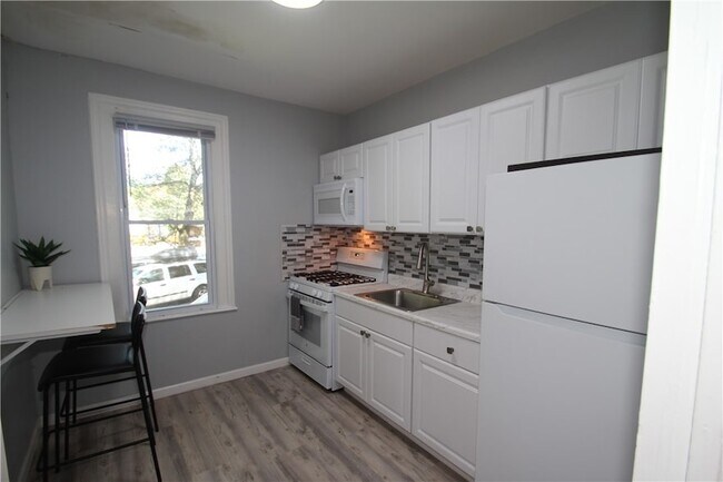 Building Photo - 2366 Spencerport Rd