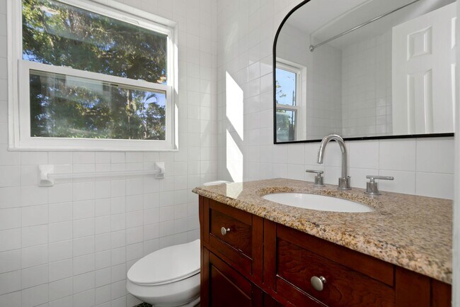 Building Photo - 5148 Tampa Bay Growth Fund 2 LLC