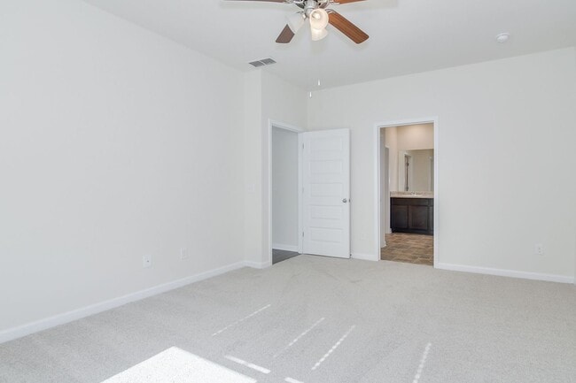Building Photo - 1115 Sims Dr