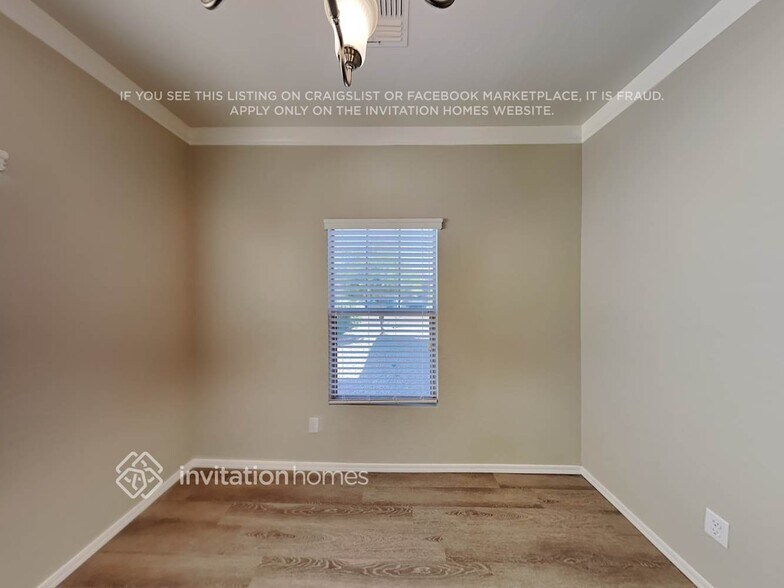 Building Photo - 5216 W Shumway Farm Rd