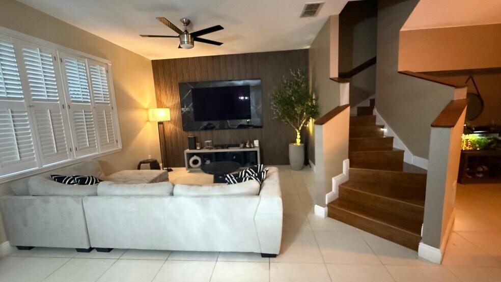 Building Photo - 4114 Orange Tree Ct