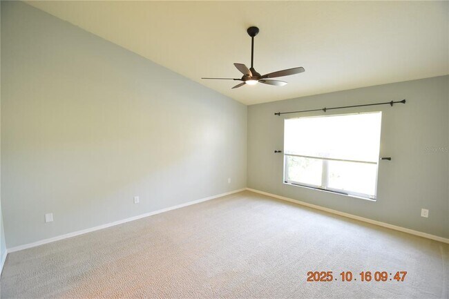 Building Photo - 2712 Falling Leaves Dr