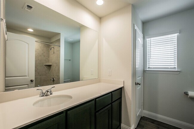 Building Photo - 509 Christel Sun Ln