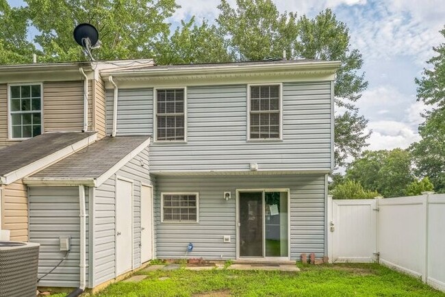Building Photo - 4588 Grebe Pl