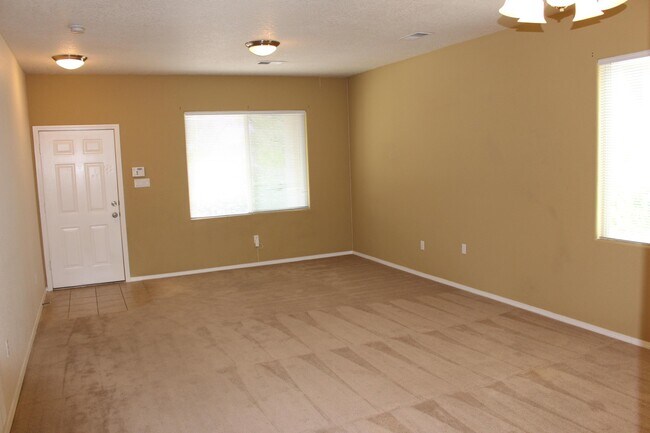 Building Photo - 1829 Cortina Loop SE