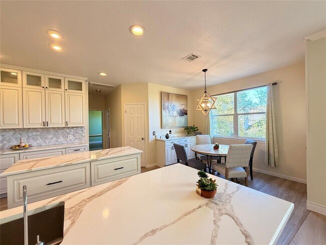 Building Photo - 12008 Fortuna Cove