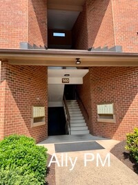 Building Photo - 140 Green Turtle Ln