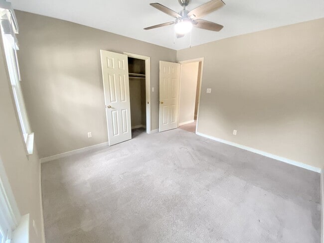 Building Photo - Spacious 4 Bedroom Home in Pebble Creek!