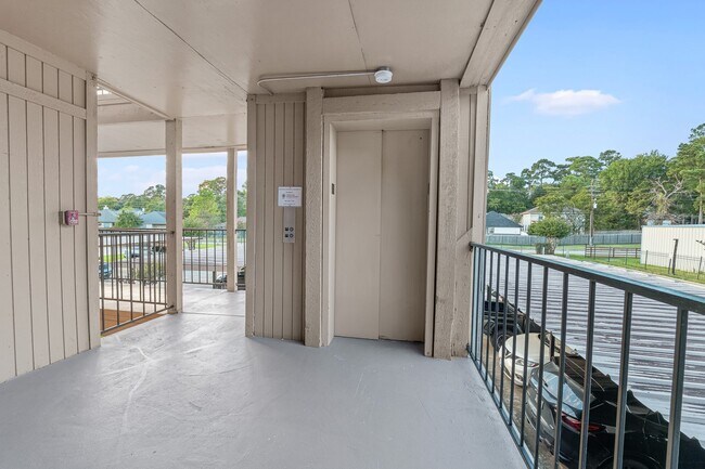 Building Photo - 15575 Marina Dr