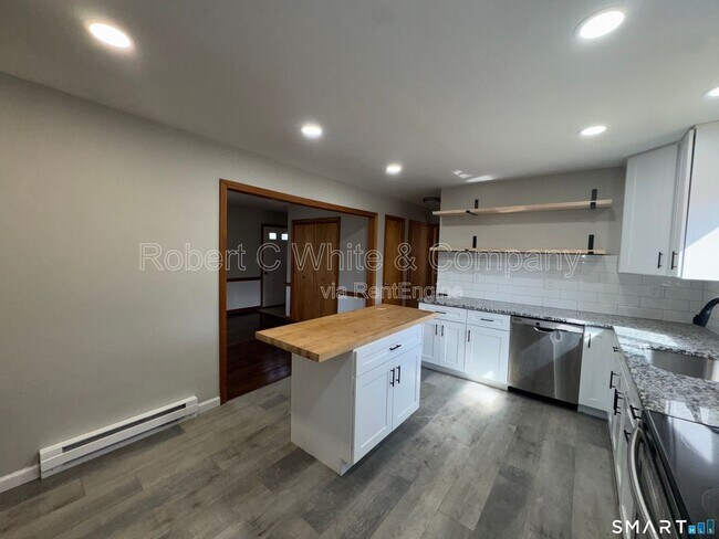 Building Photo - 1 Burlington Rd