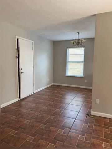 Building Photo - 1606 Dove Dr