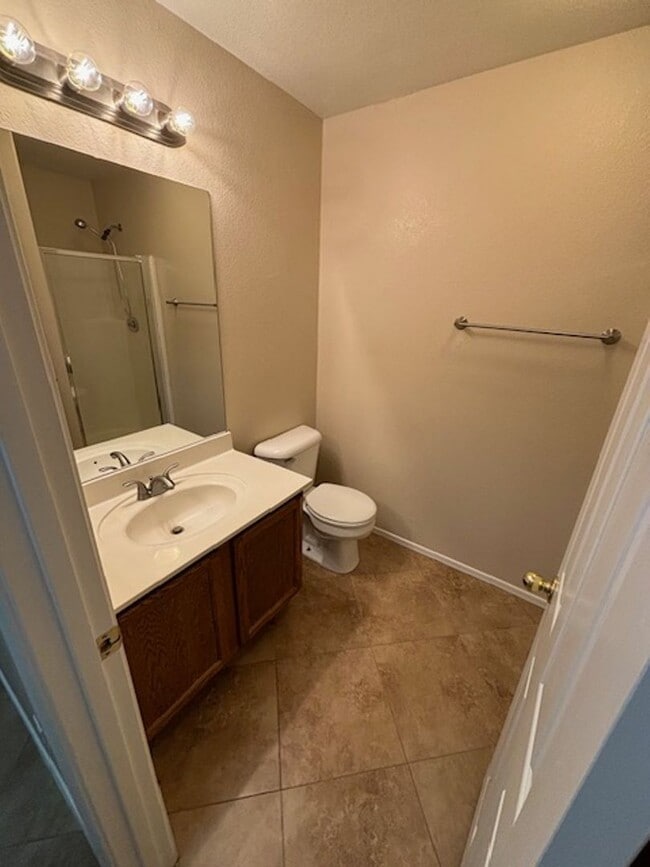 Building Photo - 4 bedroom home in Tempe