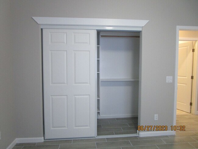 Building Photo - East Bakersfield New Build House -COMING SOON!