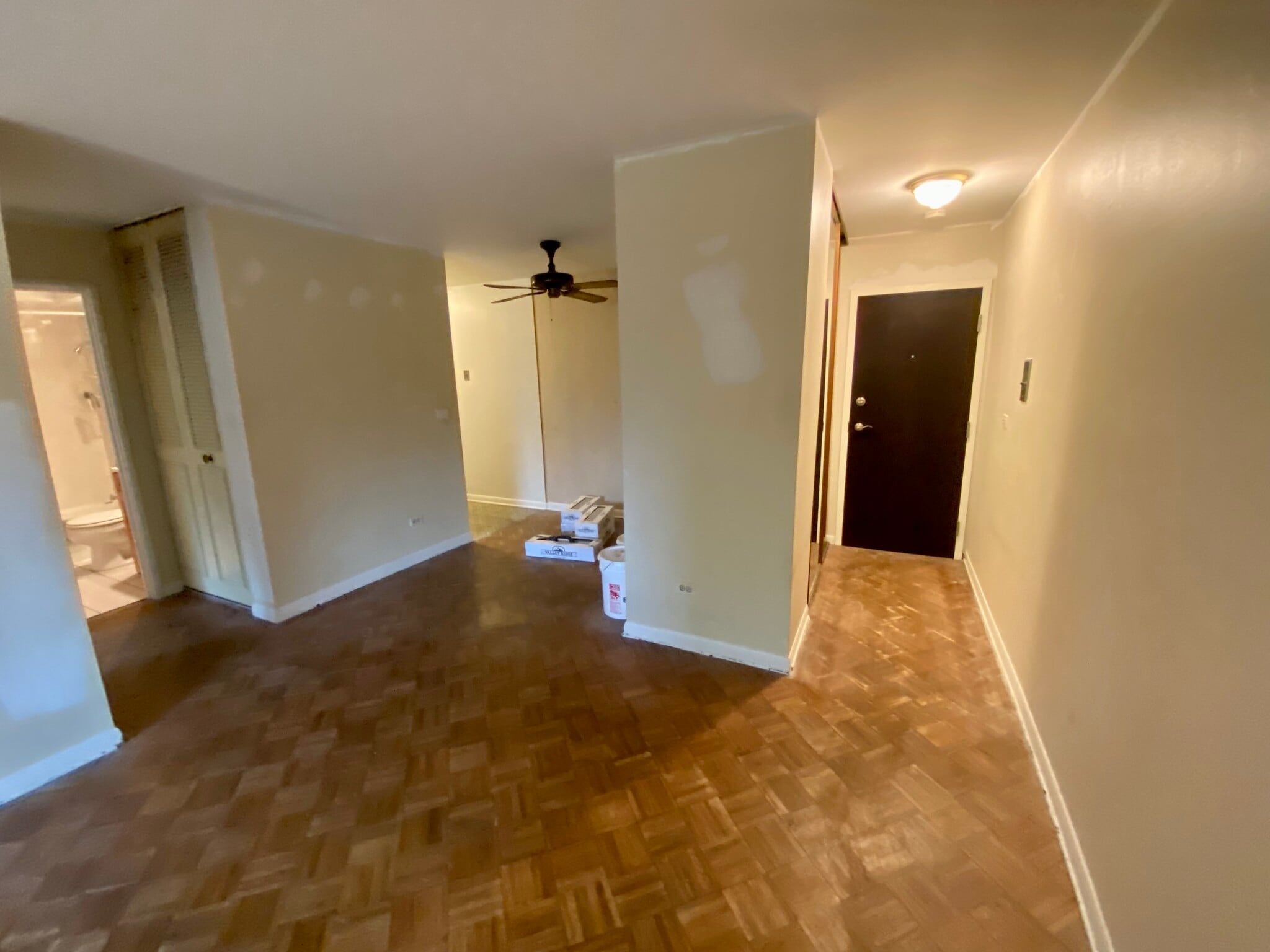 Finishing touches. - 515 W Wrightwood Ave