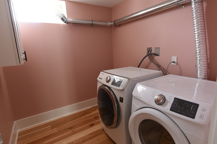 Laundry - 90 Bartlett St