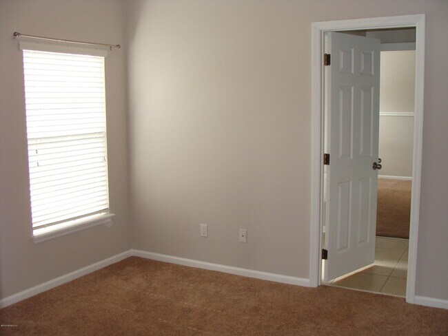 Building Photo - 2266 Cascadia Ct