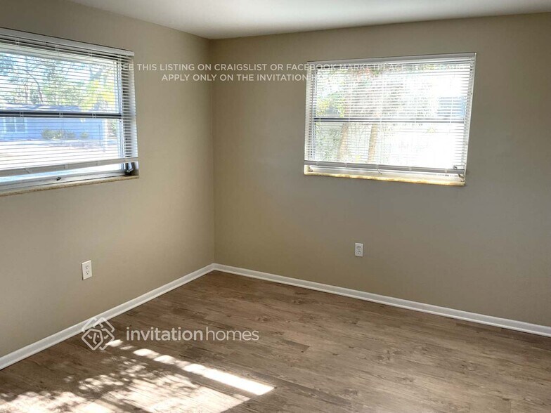 Building Photo - 2824 Seaspray St