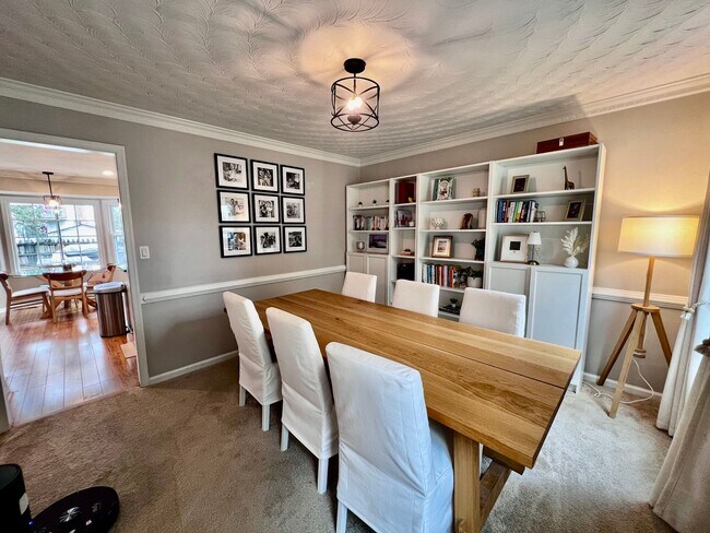 Building Photo - Charming Home in Quiet Salem Woods Cul-de-Sac