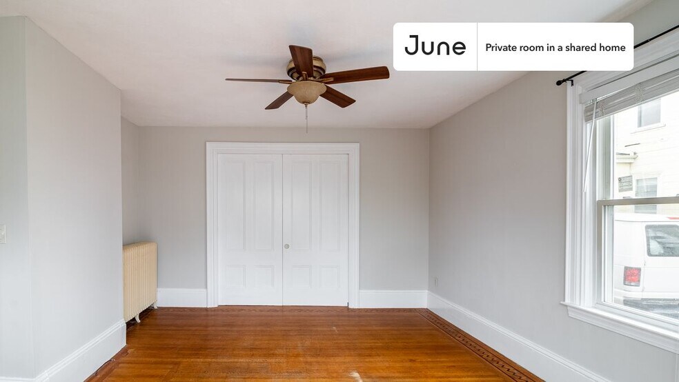Building Photo - Room in Shared 3 bed/1 bath home