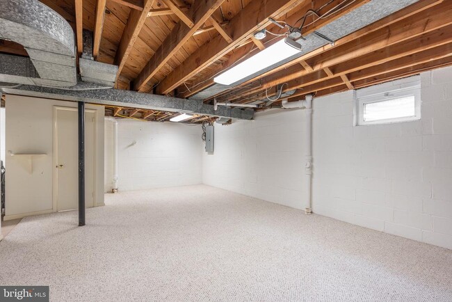 Building Photo - 5806 Conway Rd