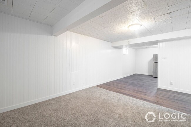 Building Photo - 615 15th St