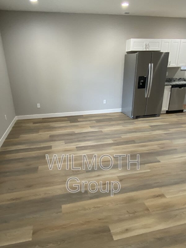 Building Photo - 931 N Beville Ave