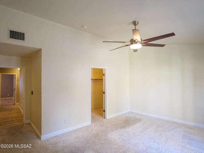 Building Photo - 9599 E Dunnigan Dr