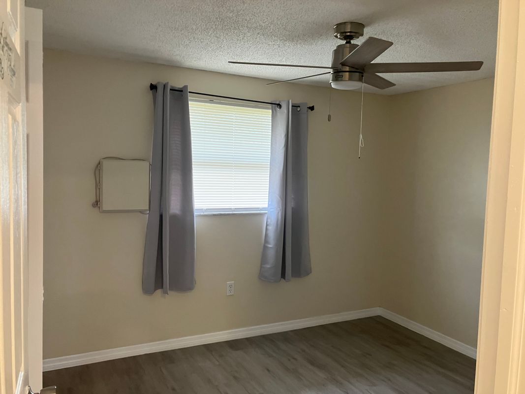 Building Photo - 4922 Elkner St