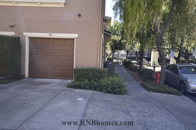 Building Photo - 4800 Westlake Pkwy
