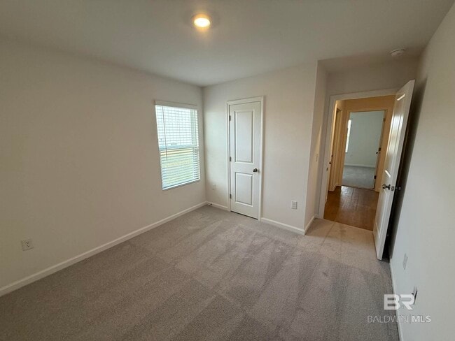 Building Photo - 16223 Eden St