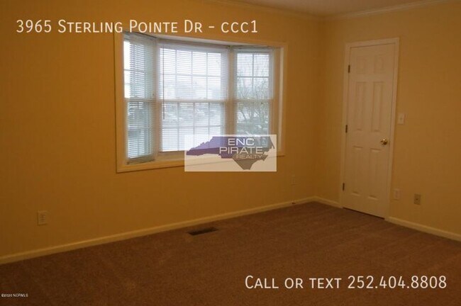 Building Photo - 3965 Sterling Pointe Dr