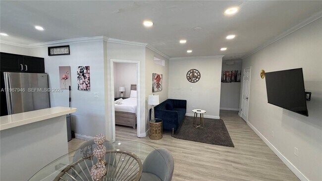 Building Photo - 10004 E Bay Harbor Dr