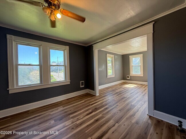 Building Photo - 1706 Prospect Ave