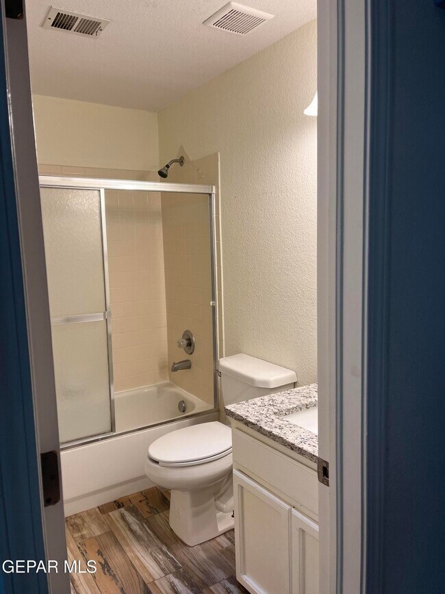Building Photo - 6512 Dakota Ridge Dr