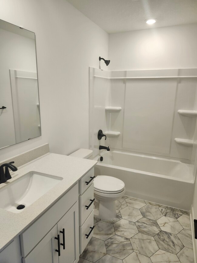 Building Photo - 10531 Harbor Ln N