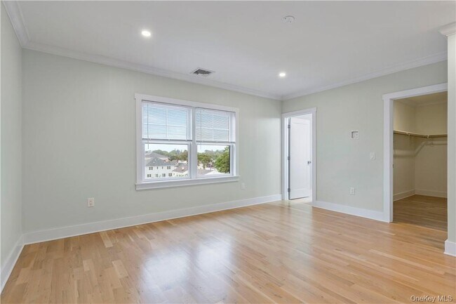 Building Photo - 179 Adelphi Ave