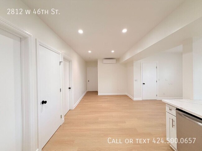 Building Photo - 2812 W 46th St