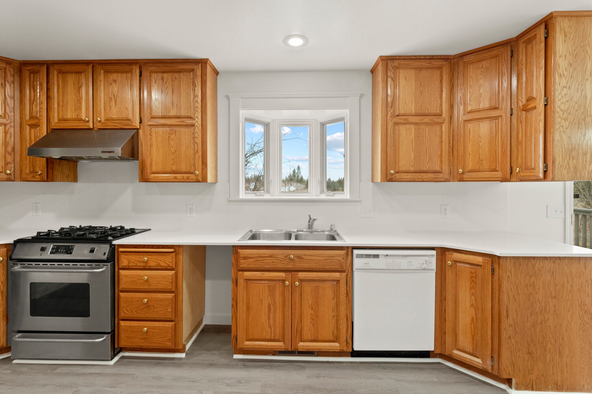 Building Photo - 5704 W Garden Springs Rd