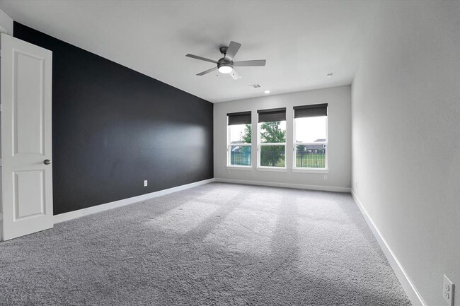 Building Photo - 6406 Prairie Landing Blvd