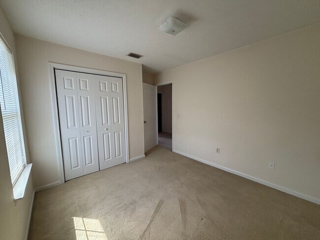 Building Photo - 509 Phillips Ct
