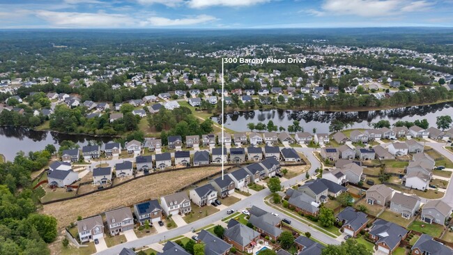 Building Photo - 300 Barony Pl Dr