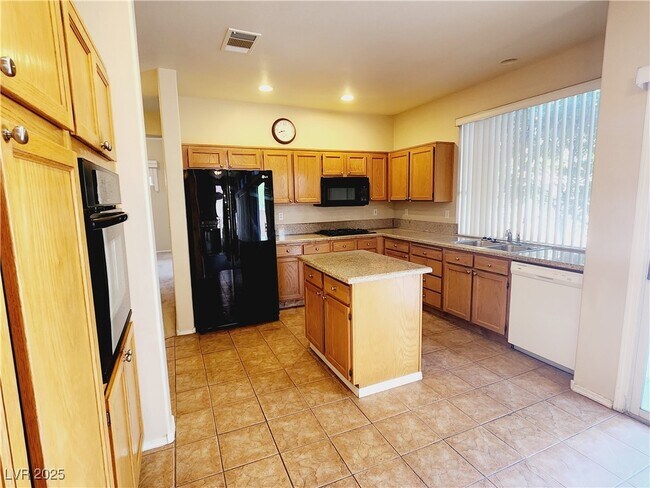 Building Photo - 1725 Wandering Winds Way