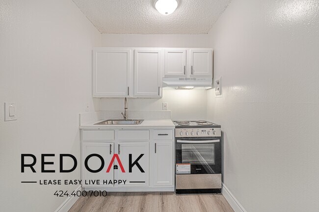 Building Photo - 7466 Rosemead Blvd