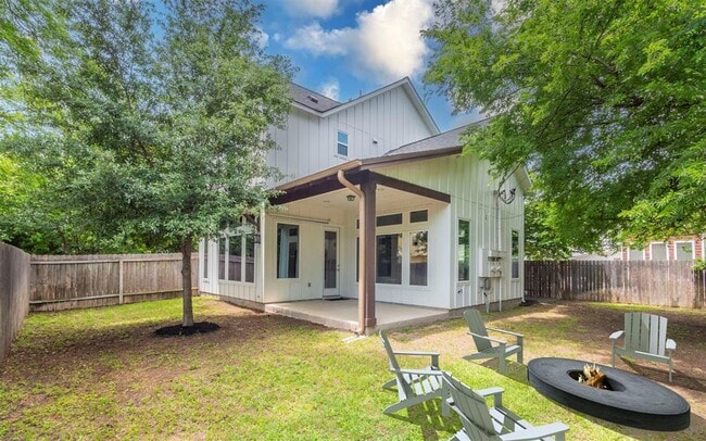 Building Photo - 1128 Gunter St