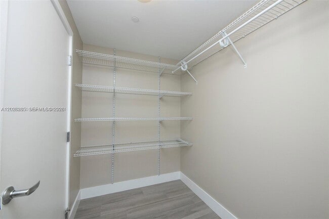 Building Photo - 16385 Biscayne Blvd