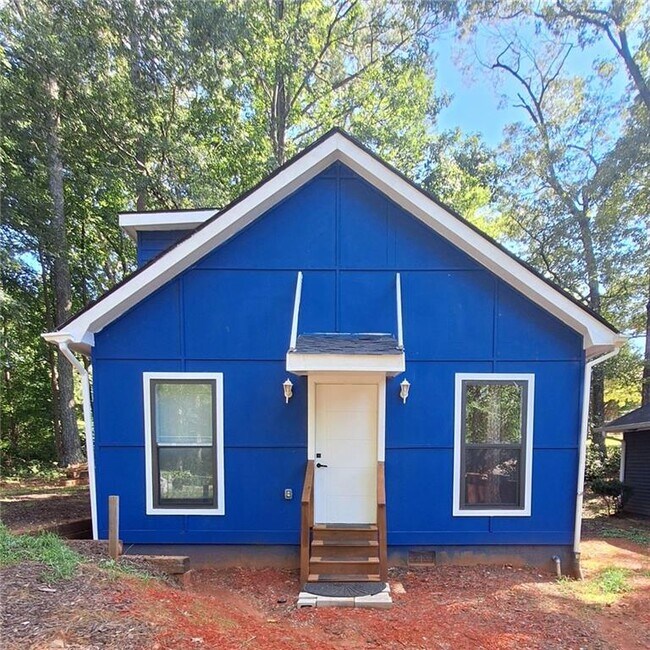Primary Photo - 1848 Herringbone Hollow