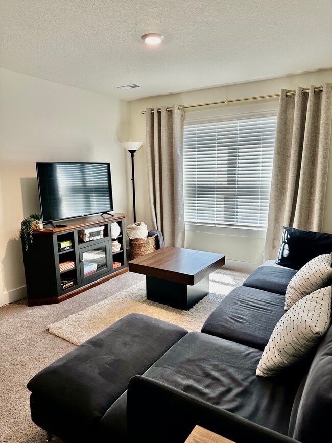 Building Photo - 273 Neals Landing Rd